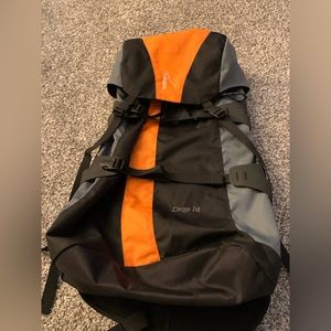 The Backside Drop In ski snowboard backpack EUC